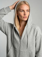 Warme Jacke mit Kapuze