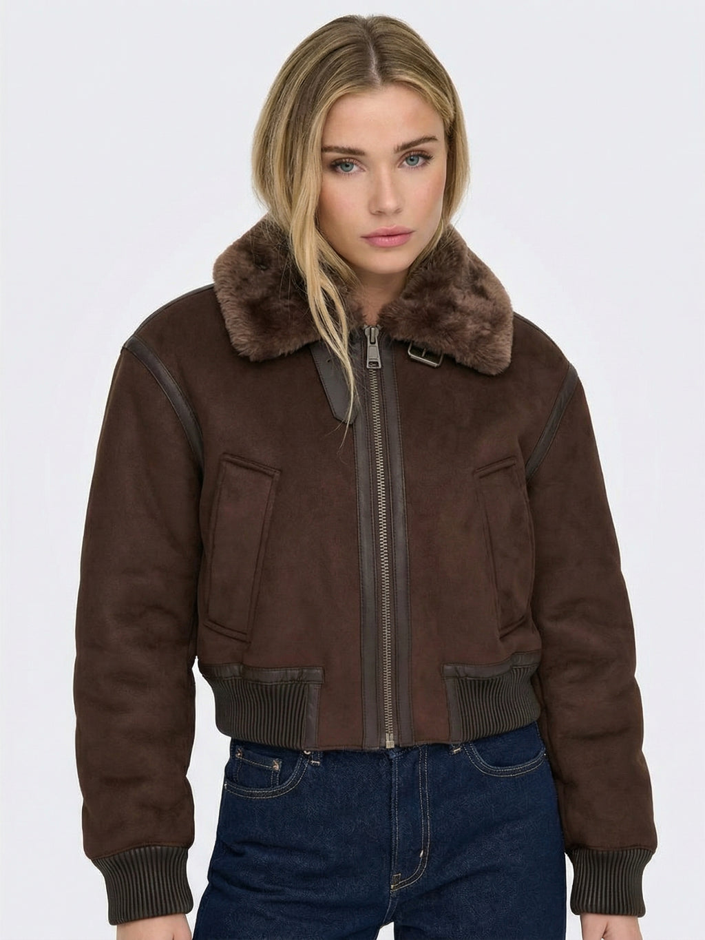 Kuschelige Winterjacke mit Stehkragen