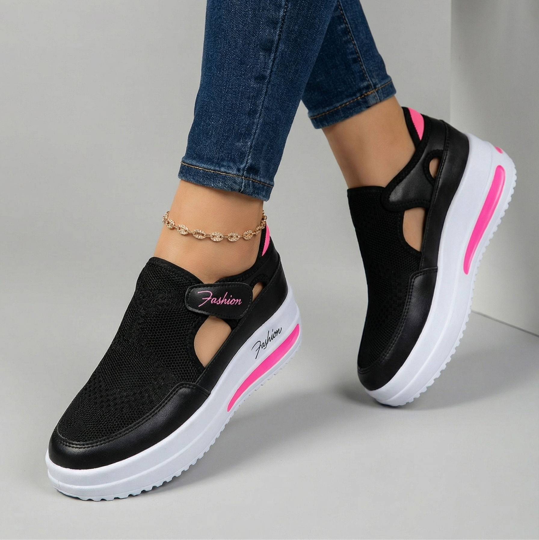 Moderner Plattform-Sneaker mit Klettverschluss