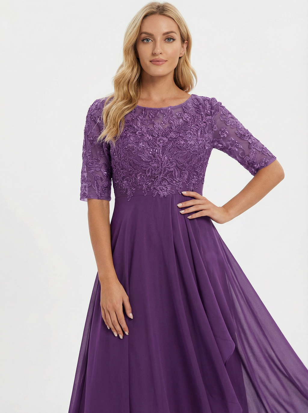 Elegantes Abendkleid mit Spitzen-Einsatz