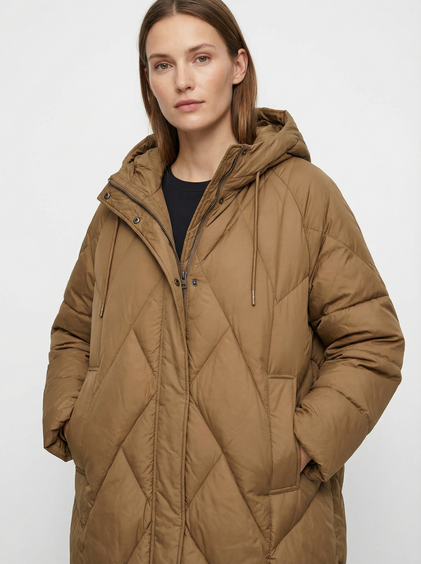 Warmer, kuscheliger Daunen-Mantel mit Kapuze