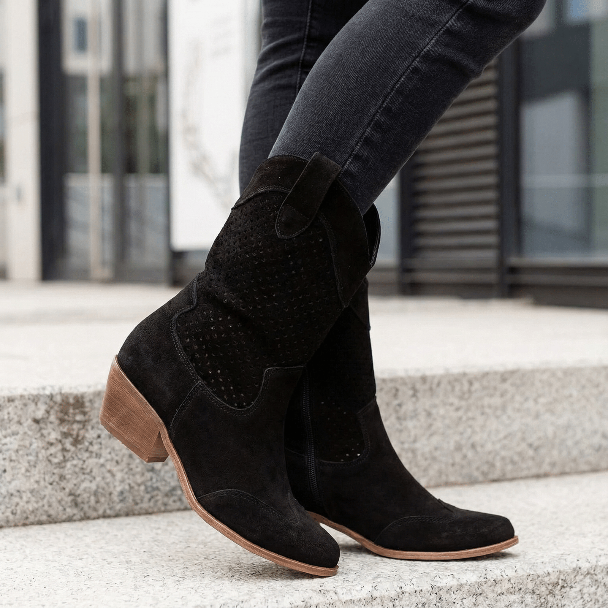 Western-Stiefelette aus Wildleder mit Wolle