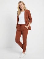 Eleganter Blazer-Hosen-Zweiteiler mit Bindegürtel