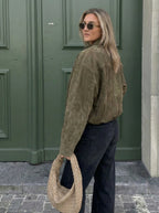 Loose Fit Bomberjacke mit Umlegekragen