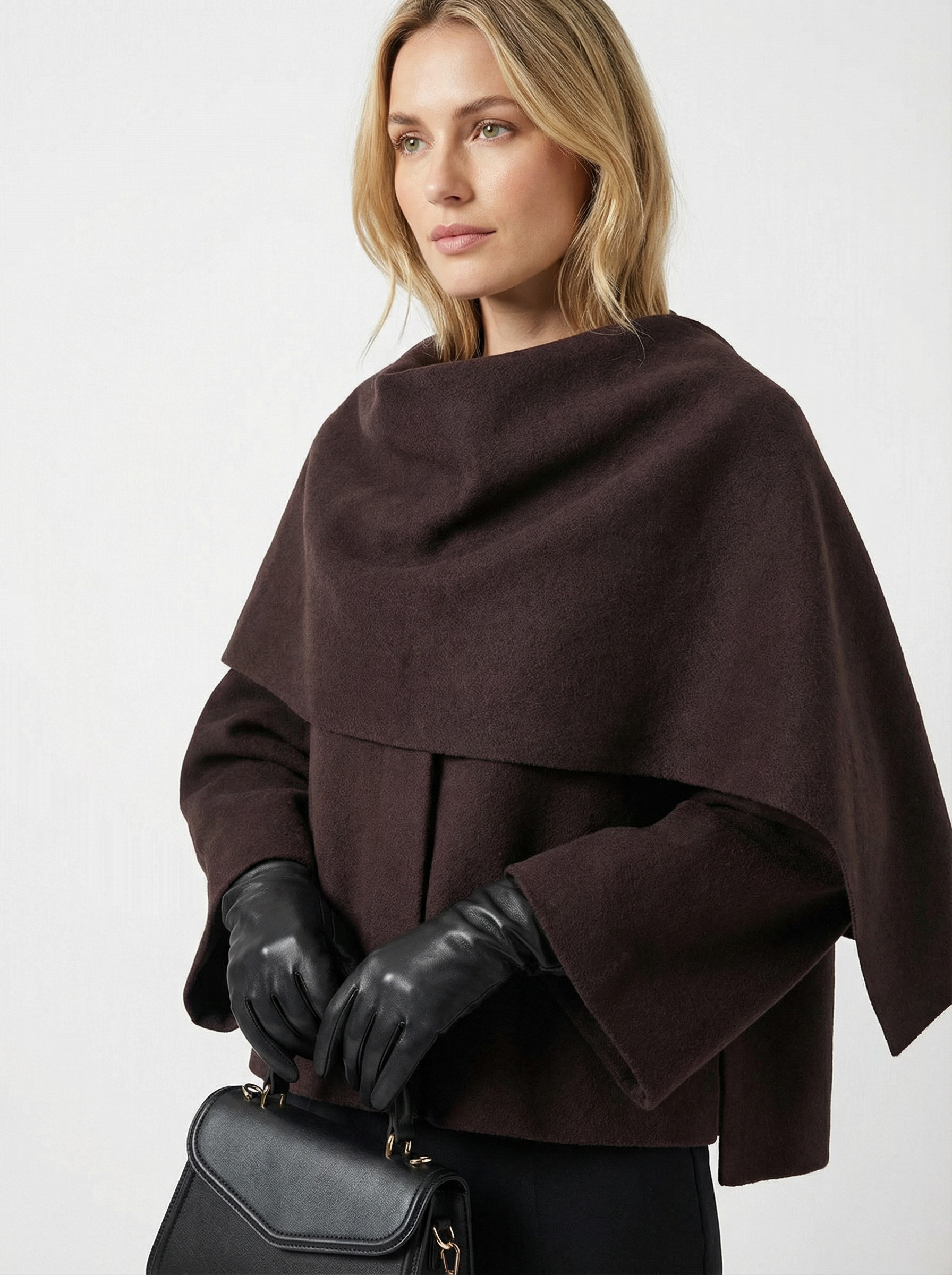 Asymmetrische Strickjacke mit Schalkragen