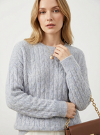 Kuscheliger Woll-Pullover mit O-Ausschnitt