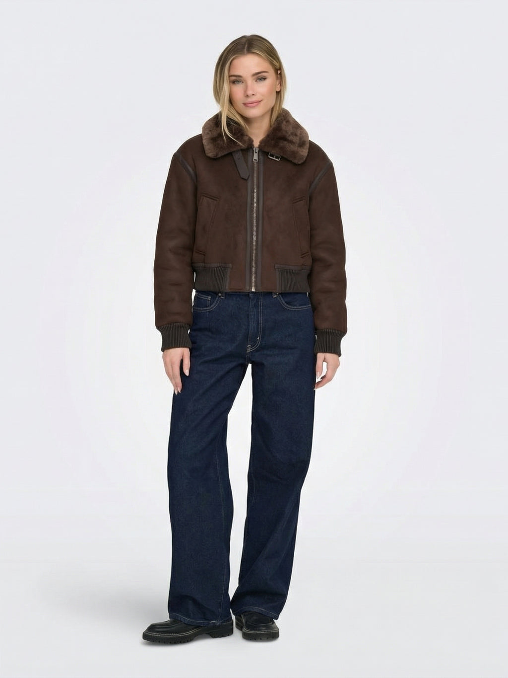 Kuschelige Winterjacke mit Stehkragen