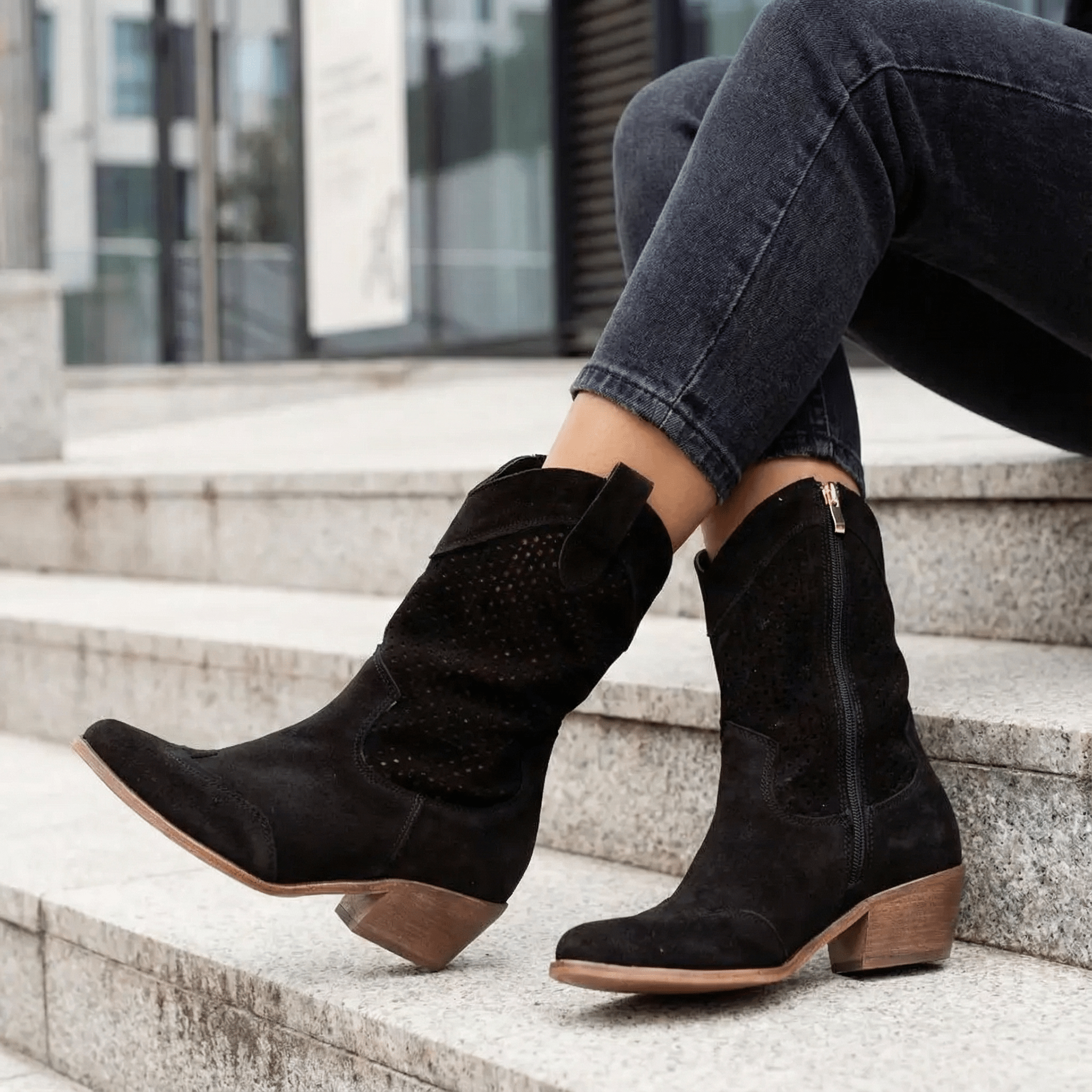 Western-Stiefelette aus Wildleder mit Wolle