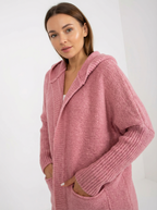 Kuscheliger Strickmantel mit Kapuze