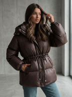 Warme gesteppte Winterjacke mit Kapuze
