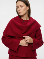 Asymmetrische Strickjacke mit Schalkragen