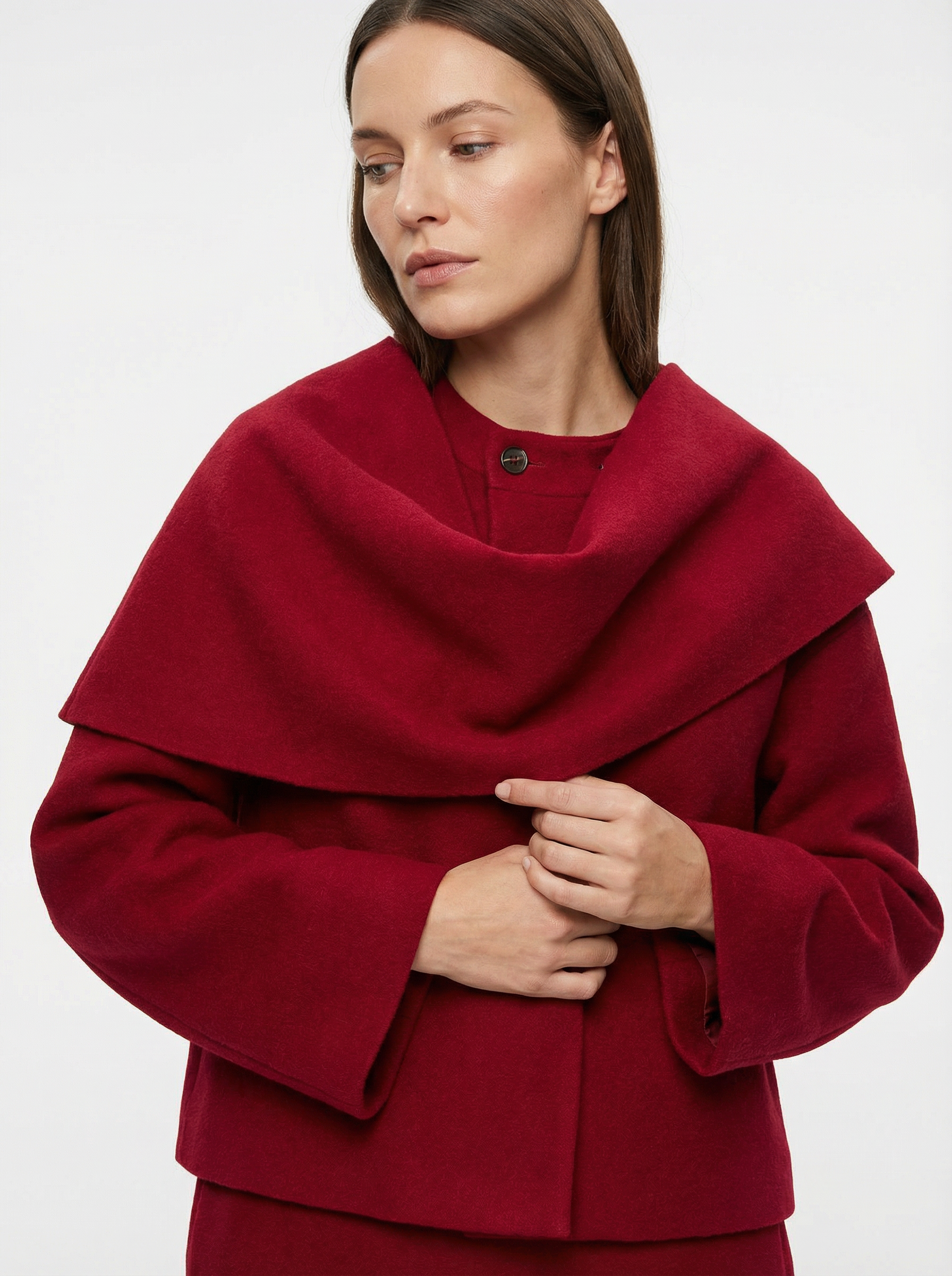 Asymmetrische Strickjacke mit Schalkragen