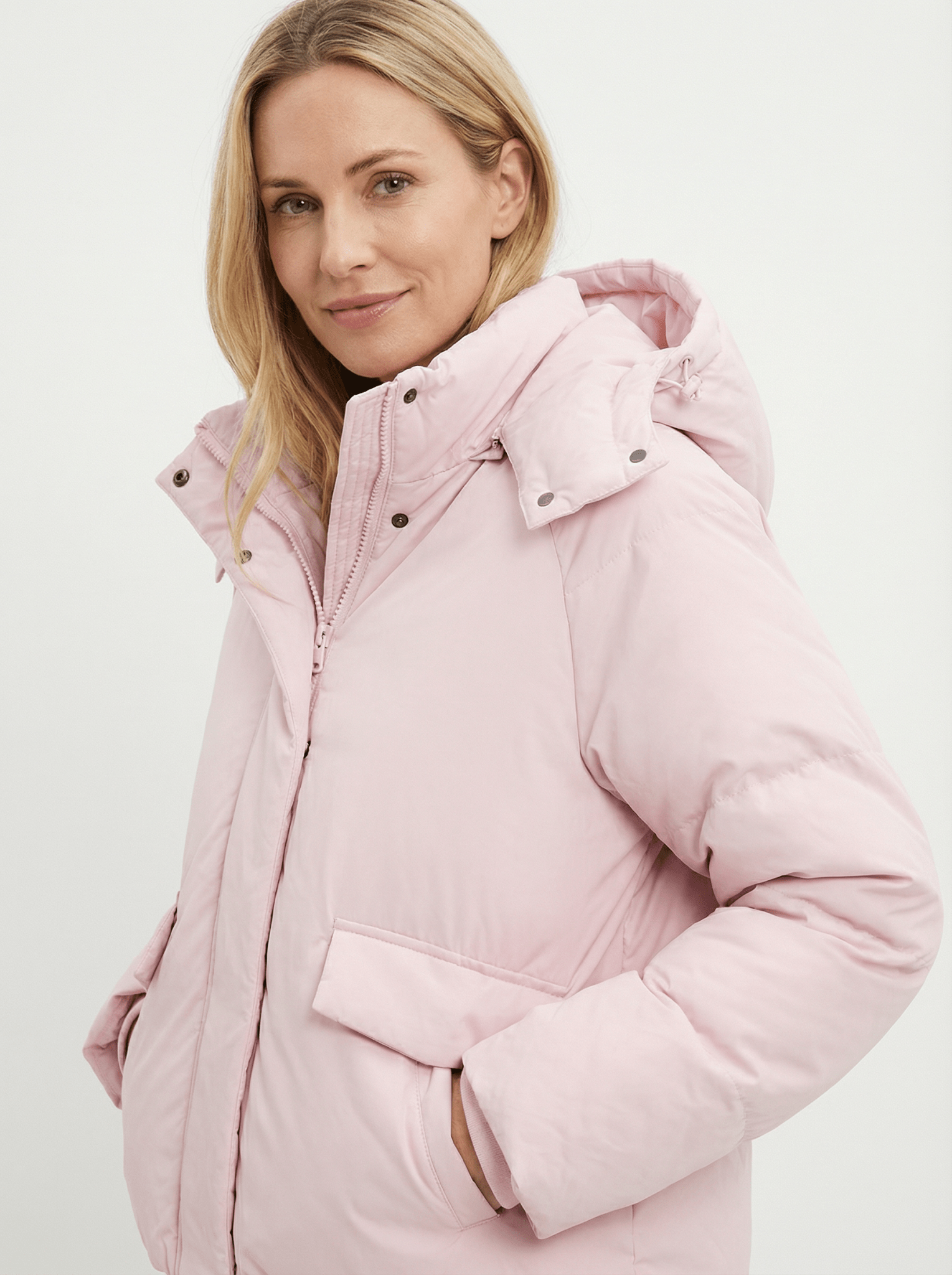 Warme Winterjacke mit Stehkragen