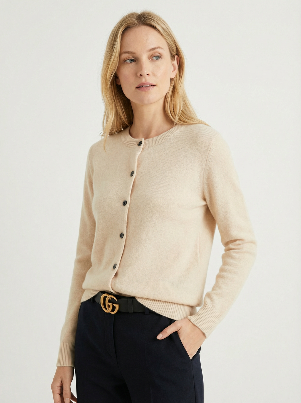 Kuschelige Strickjacke mit Knopfleiste