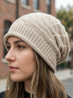 Kuschelige Strickmütze mit Ohrenwärmern