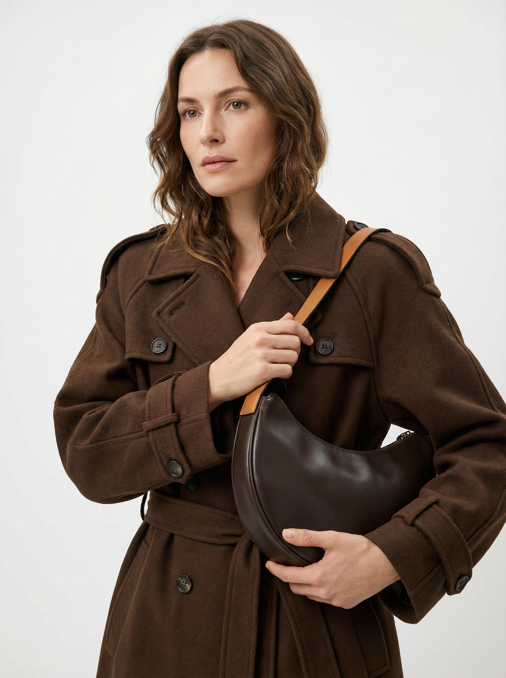 Doppelreihiger Wintermantel mit Taillengürtel