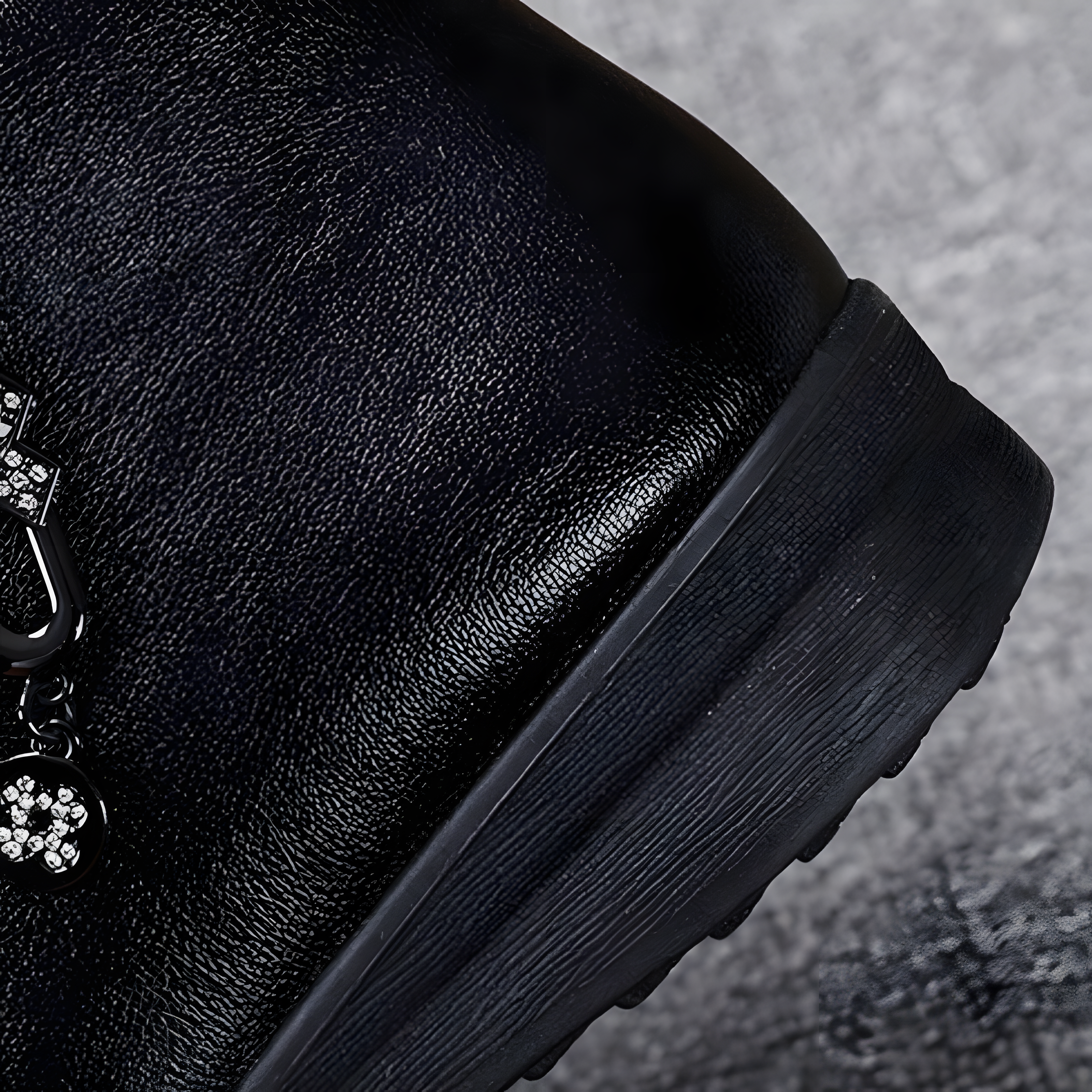 Warme Kunstleder-Boots mit Plüschfutter