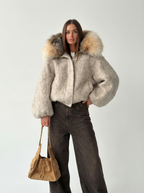 Kuscheliger Oversized Mantel mit Kunstfellkragen