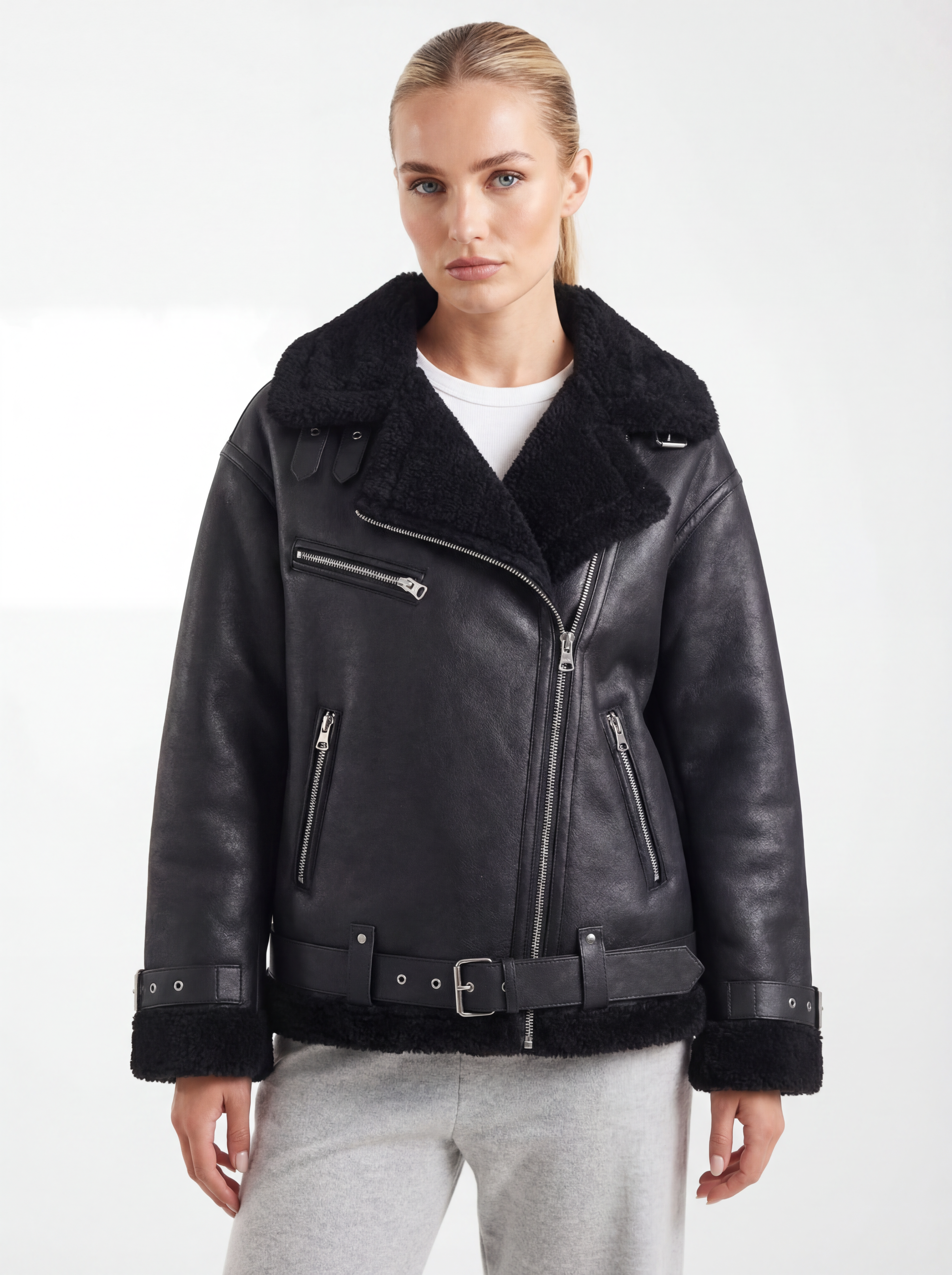 Doppelseitiger Mantel mit Gürtel