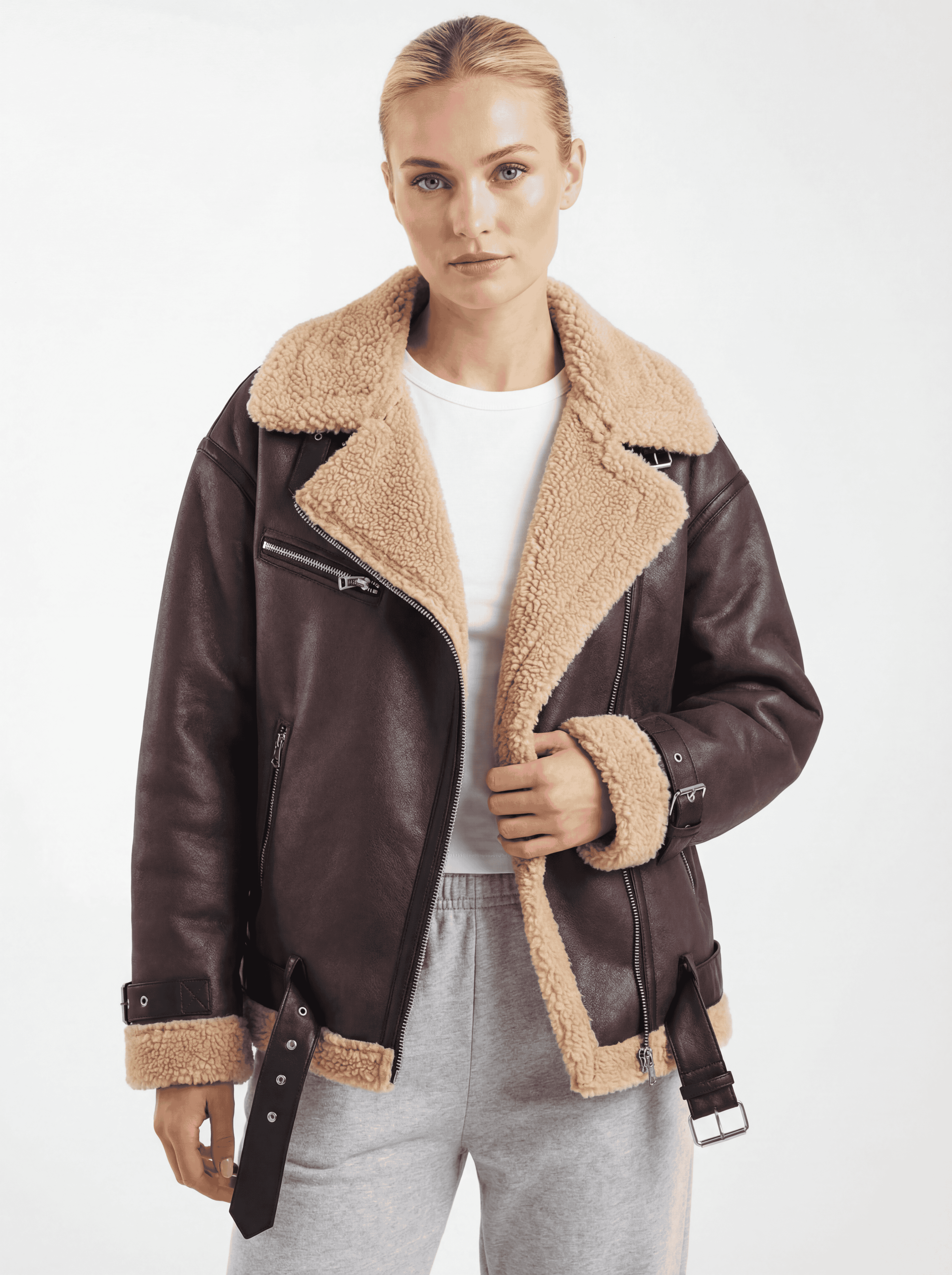 Doppelseitiger Mantel mit Gürtel