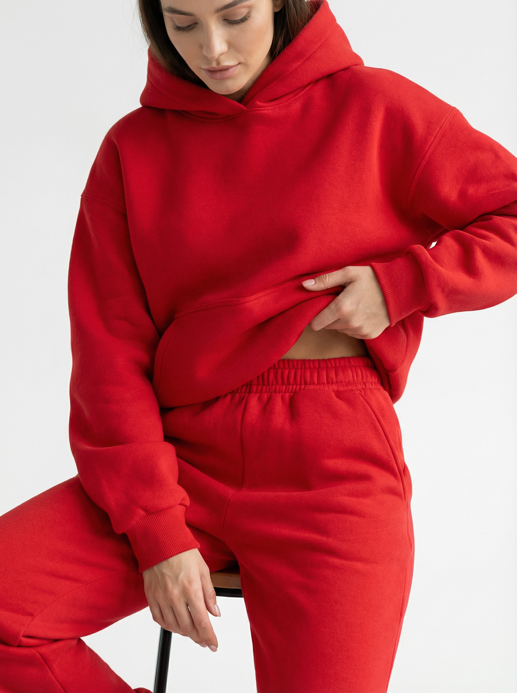 Kuscheliger, warmer Kapuzenanzug mit Taschen