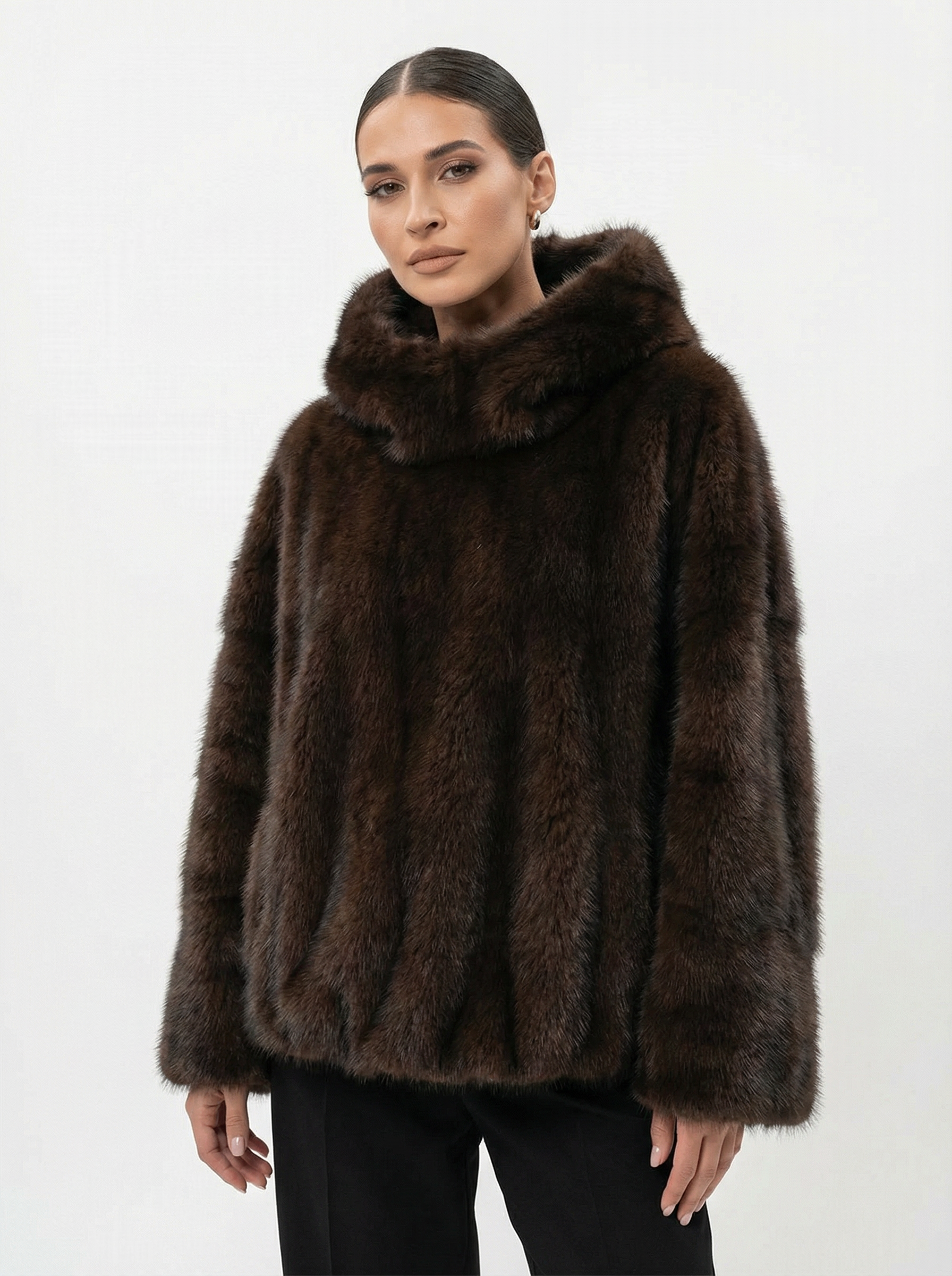 Kuscheliger Kapuzen-Mantel mit Stehkragen