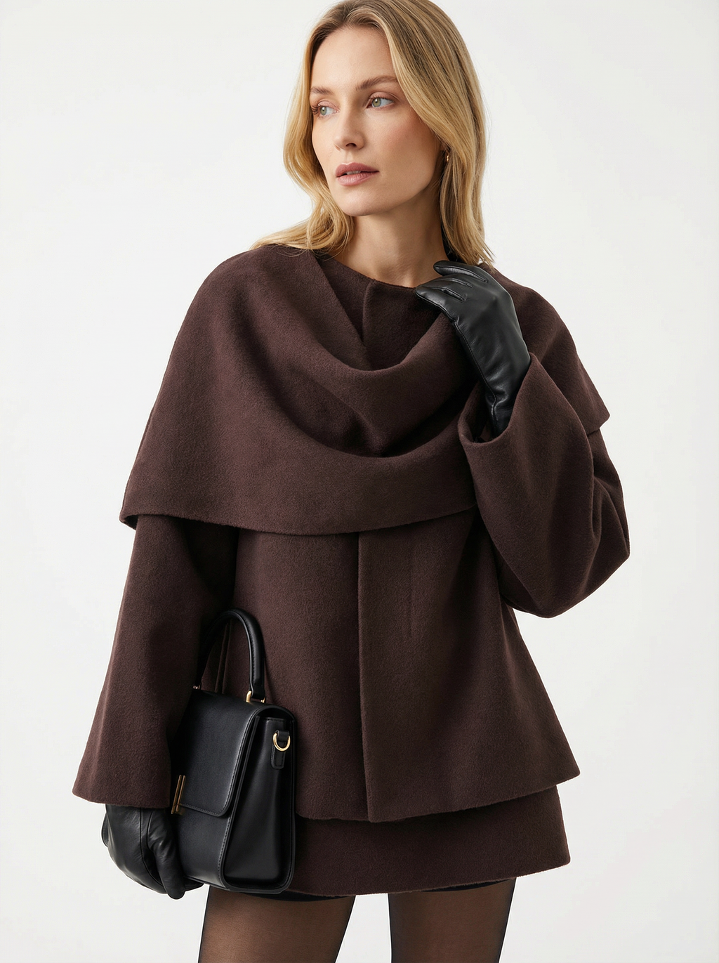 Asymmetrische Strickjacke mit Schalkragen