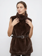 Kuscheliger Kapuzen-Mantel mit Stehkragen