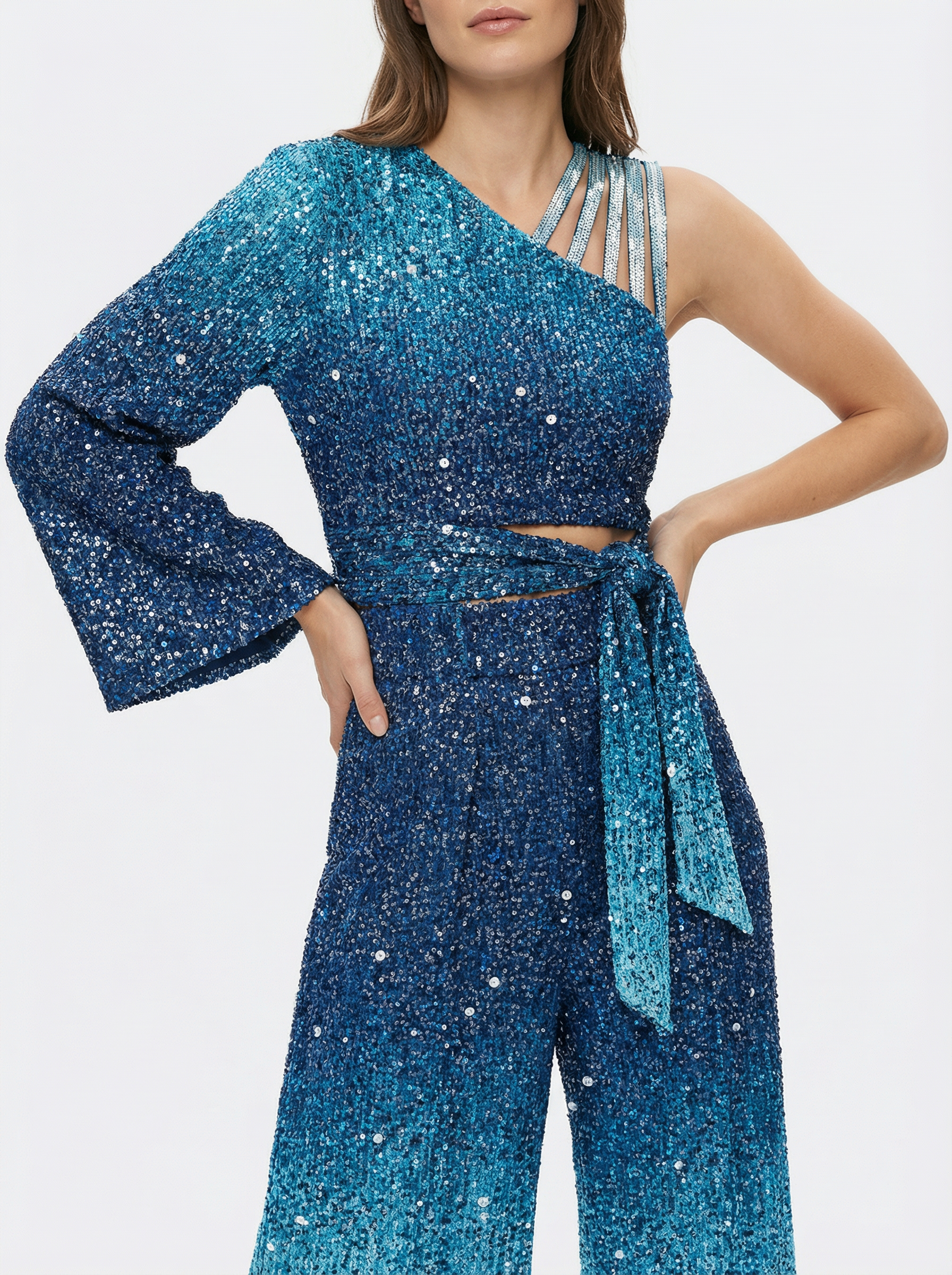 Fließender Jumpsuit mit Ein-Schulter-Träger