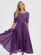 Elegantes Abendkleid mit Spitzen-Einsatz