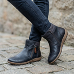 Orthopädische Schuhe mit Schnürverschluss