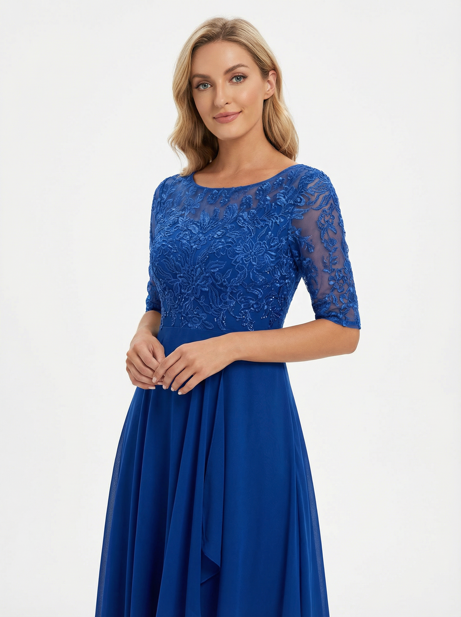 Elegantes Abendkleid mit Spitzen-Einsatz