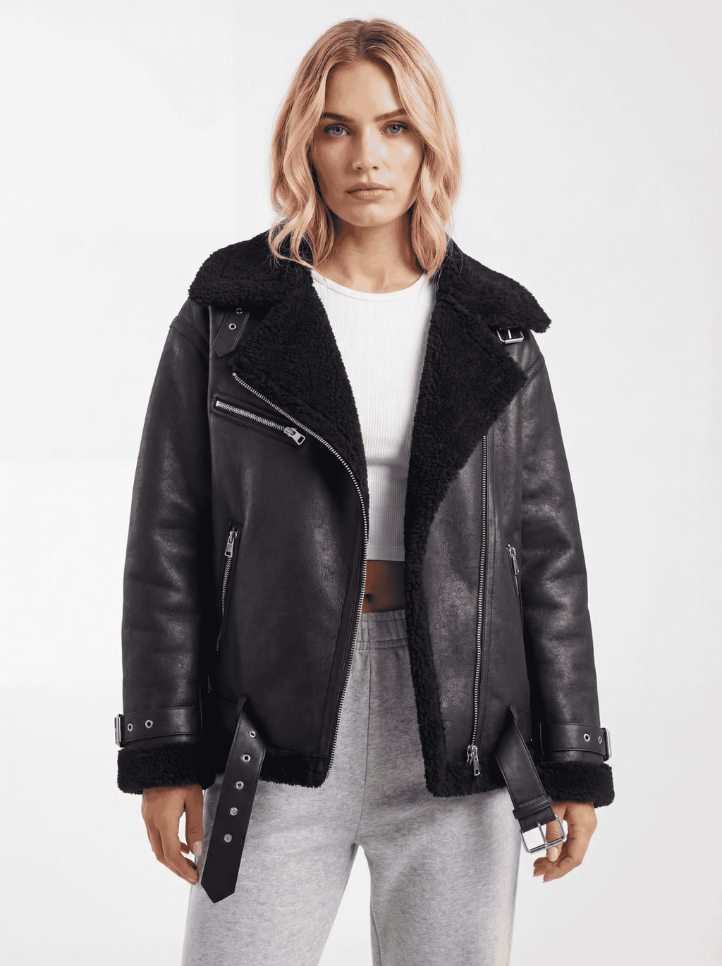 Doppelseitiger Mantel mit Gürtel