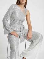 Fließender Jumpsuit mit Ein-Schulter-Träger