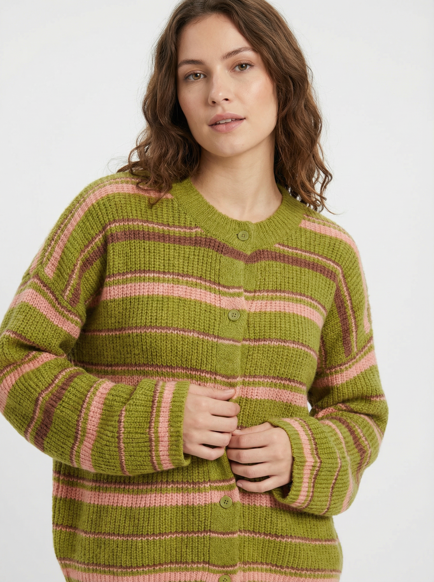 Weicher Cardigan mit Rundhalsausschnitt