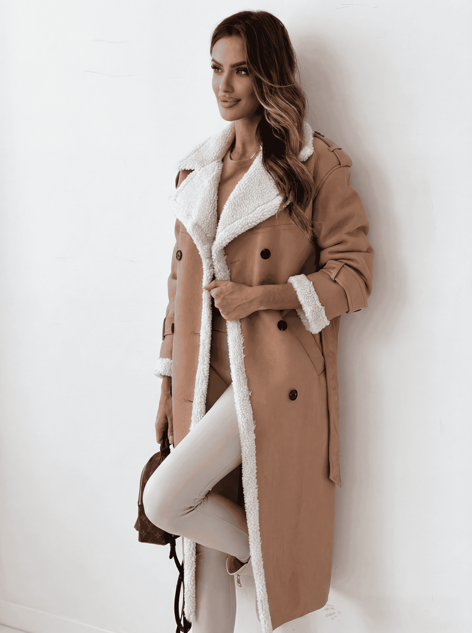 Warmer Kunstleder-Übermantel